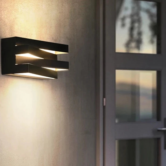 Insia Outdoor Lighting