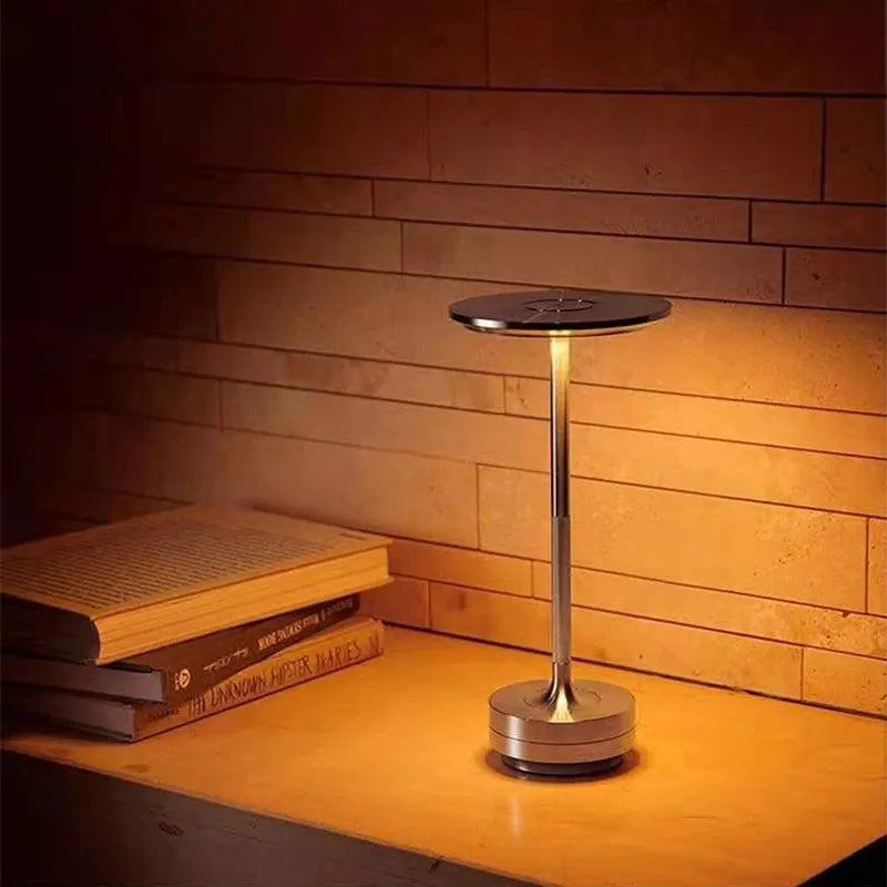 Jakarta Table Lamp